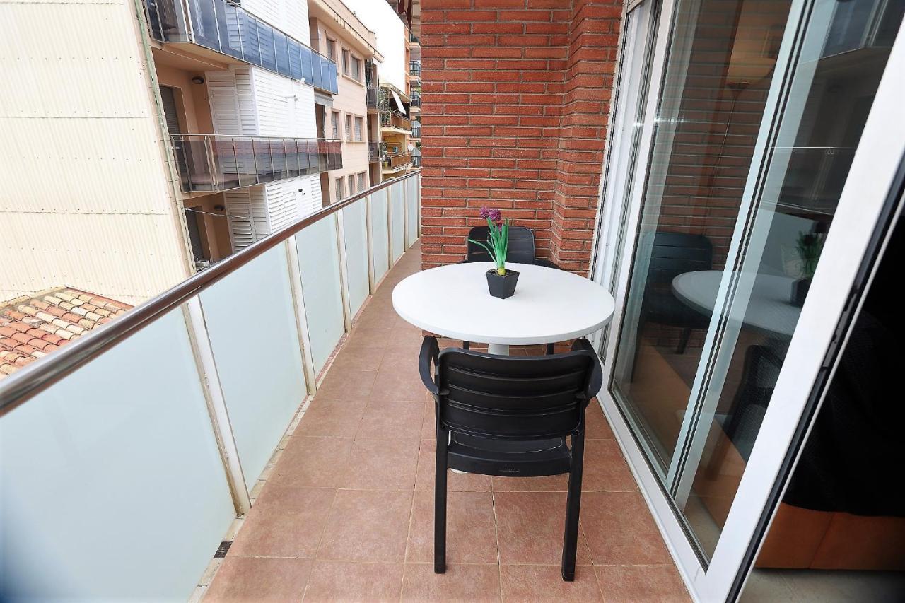 Apartamento Placa Jardi Calafell Esterno foto